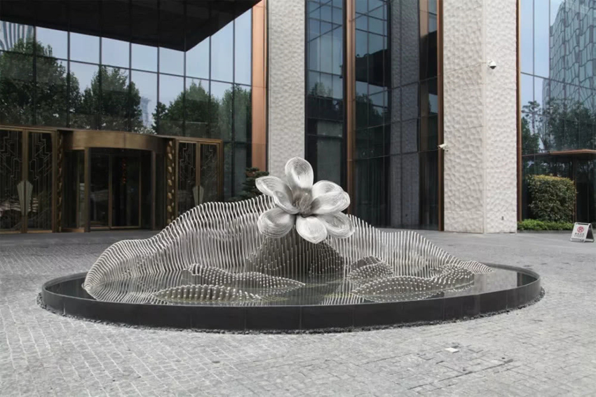 上海萬(wàn)達(dá)瑞華酒店不銹鋼雕塑