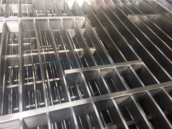 管材不銹鋼屏風(fēng)